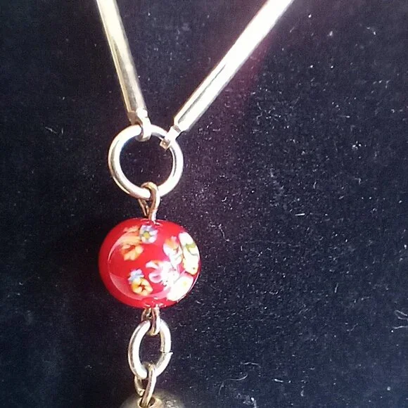 Vintage Older Signed Sarah Coventry Necklace - Picture 3 of 3